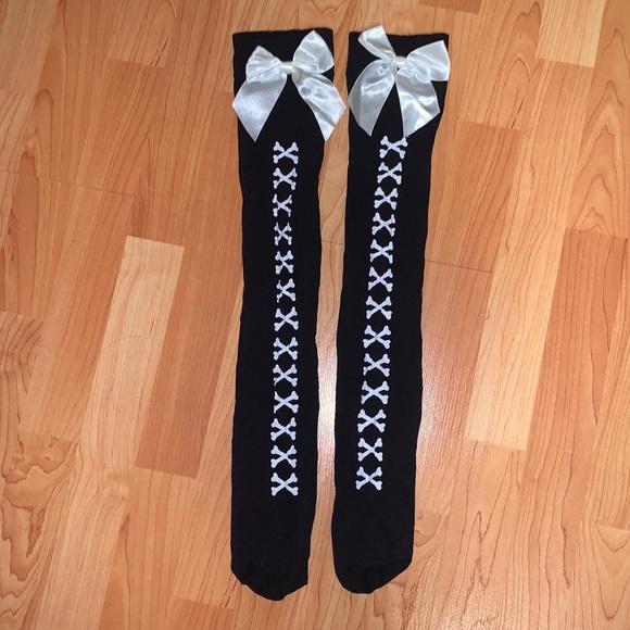 French Maid Costume Sz L W/ Thigh High Stocking Sz O/S - Picture 5 of 5